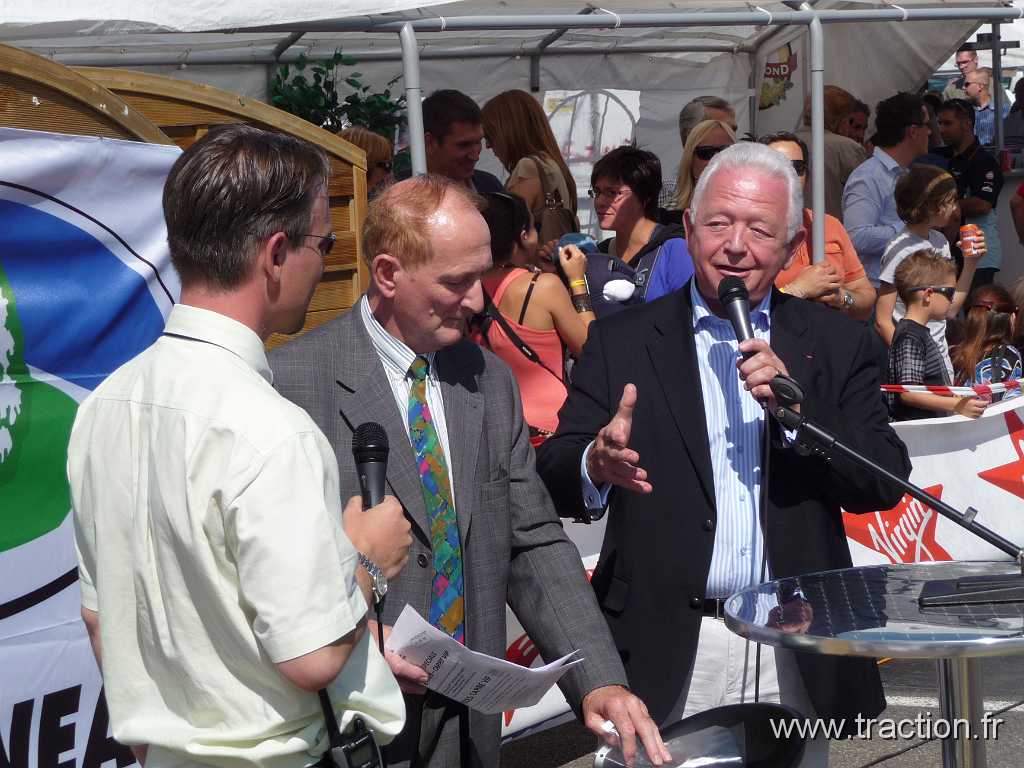 2012_Adr (30).jpg - 09/06/2012 - 68127 BILTZHEIM - L'ANNEAU DU RHIN - Journée d'ouverture du 10ème Festival Auto Moto en présence de Sébastien LOEB - Discours de Charles BUTTNER